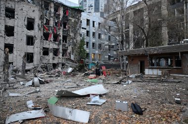Zerstörungen im Zentrum von Charkiw nach einem russischen Angriff
