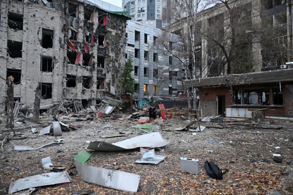 Zerstörungen im Zentrum von Charkiw nach einem russischen Angriff