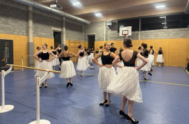 "Ballet des Jeunes" probt für "Coppélia"