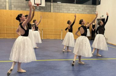 "Ballet des Jeunes" probt für "Coppélia"