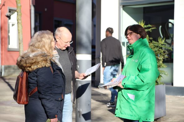 CSC protestiert auf dem Marktplatz in Eupen gegen die "Arizona-Wüste"