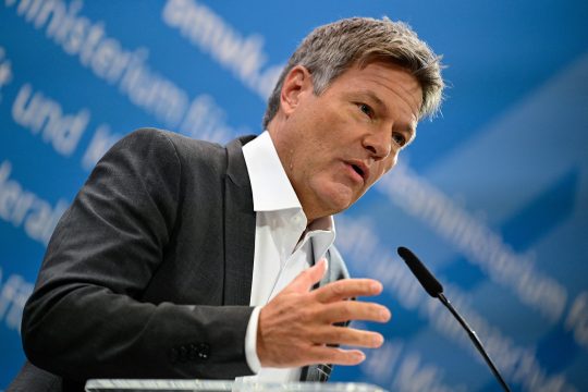 Robert Habeck bei einer Pressekonferenz