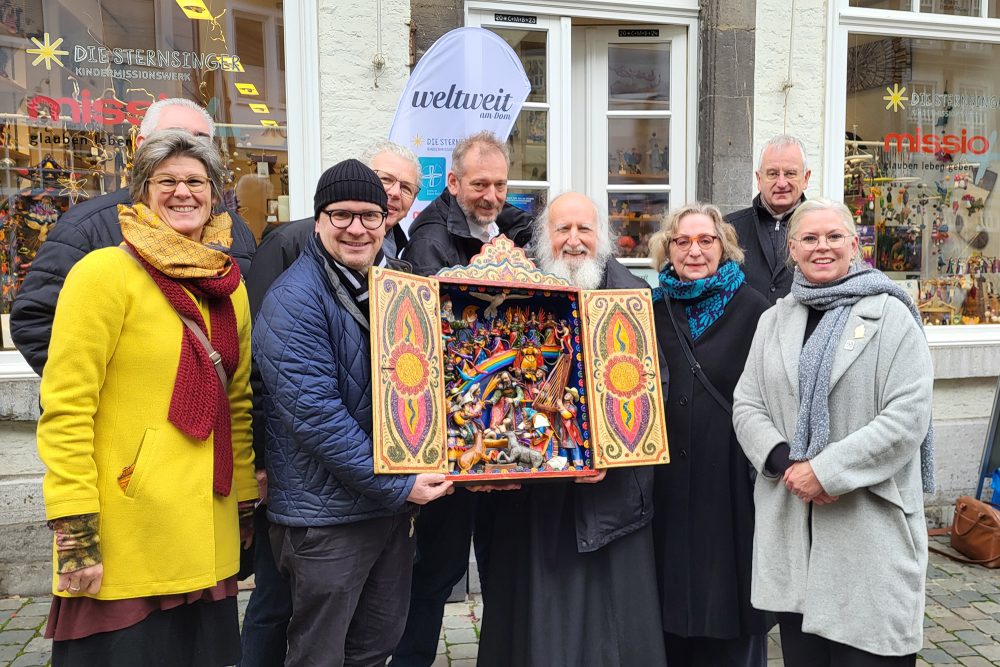 Die Verantwortlichen rund um die Krippenausstellung in Aachen