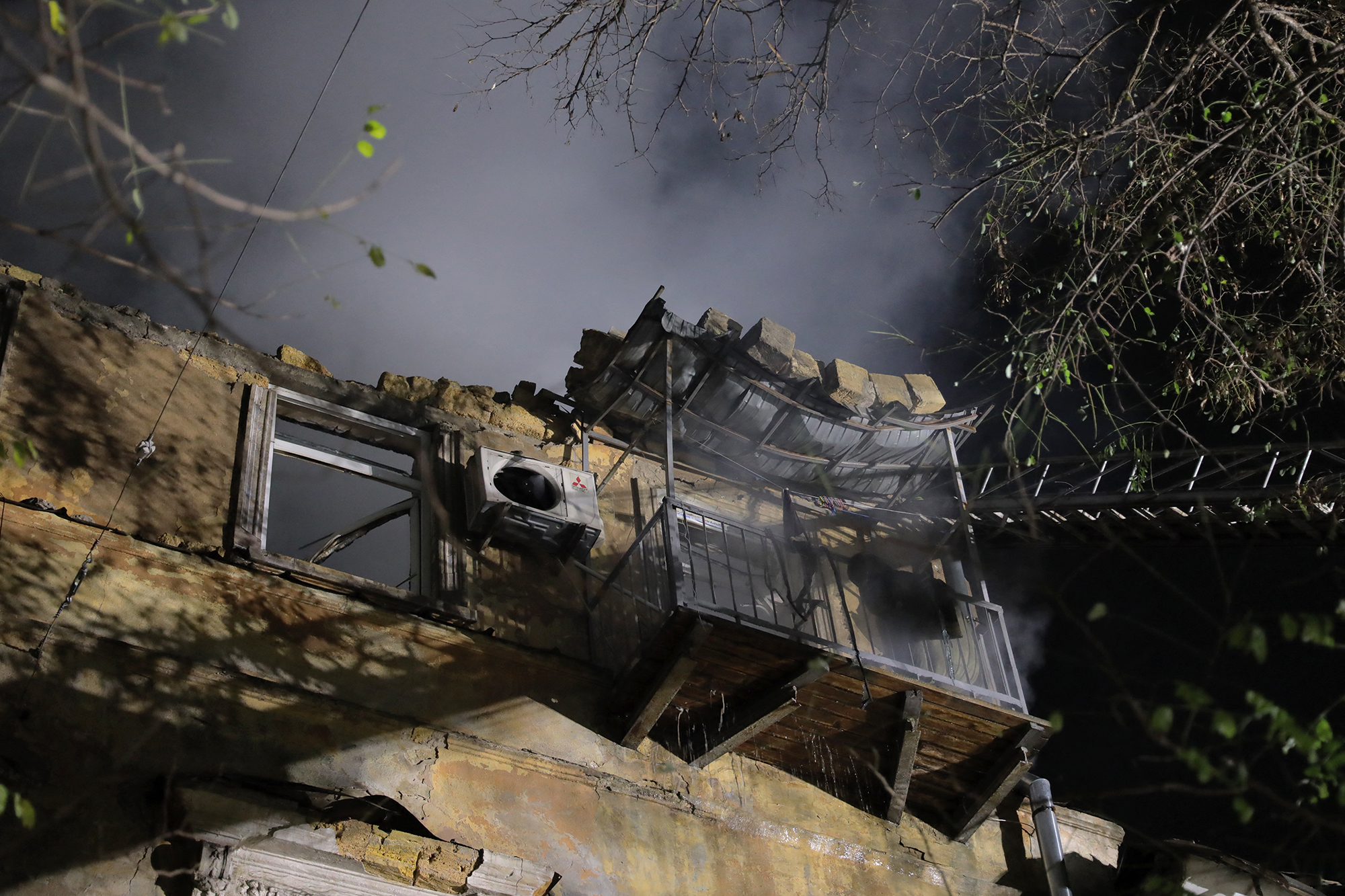 Schäden in Odessa nach einem Drohnenangriff am Morgen des 15. November