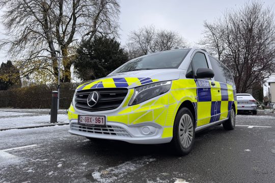 In der Polizeizone Weser-Göhl ist das erste Einsatzfahrzeug im neuen Look unterwegs