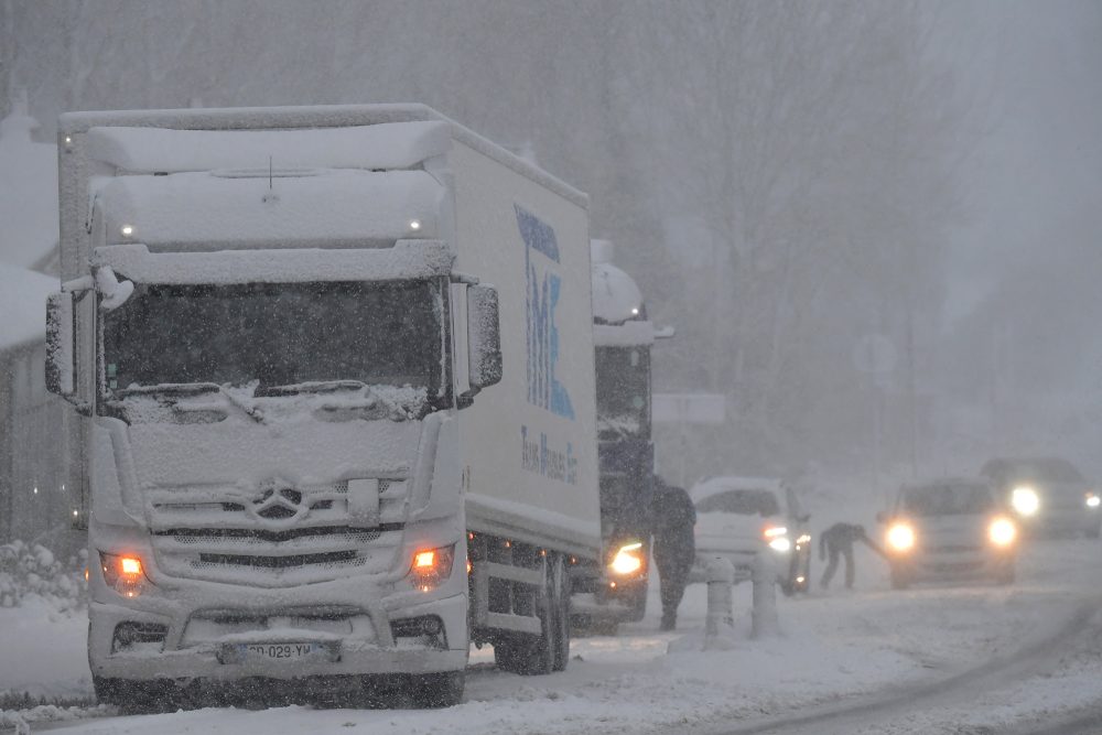 Schneechaos in Frankreich