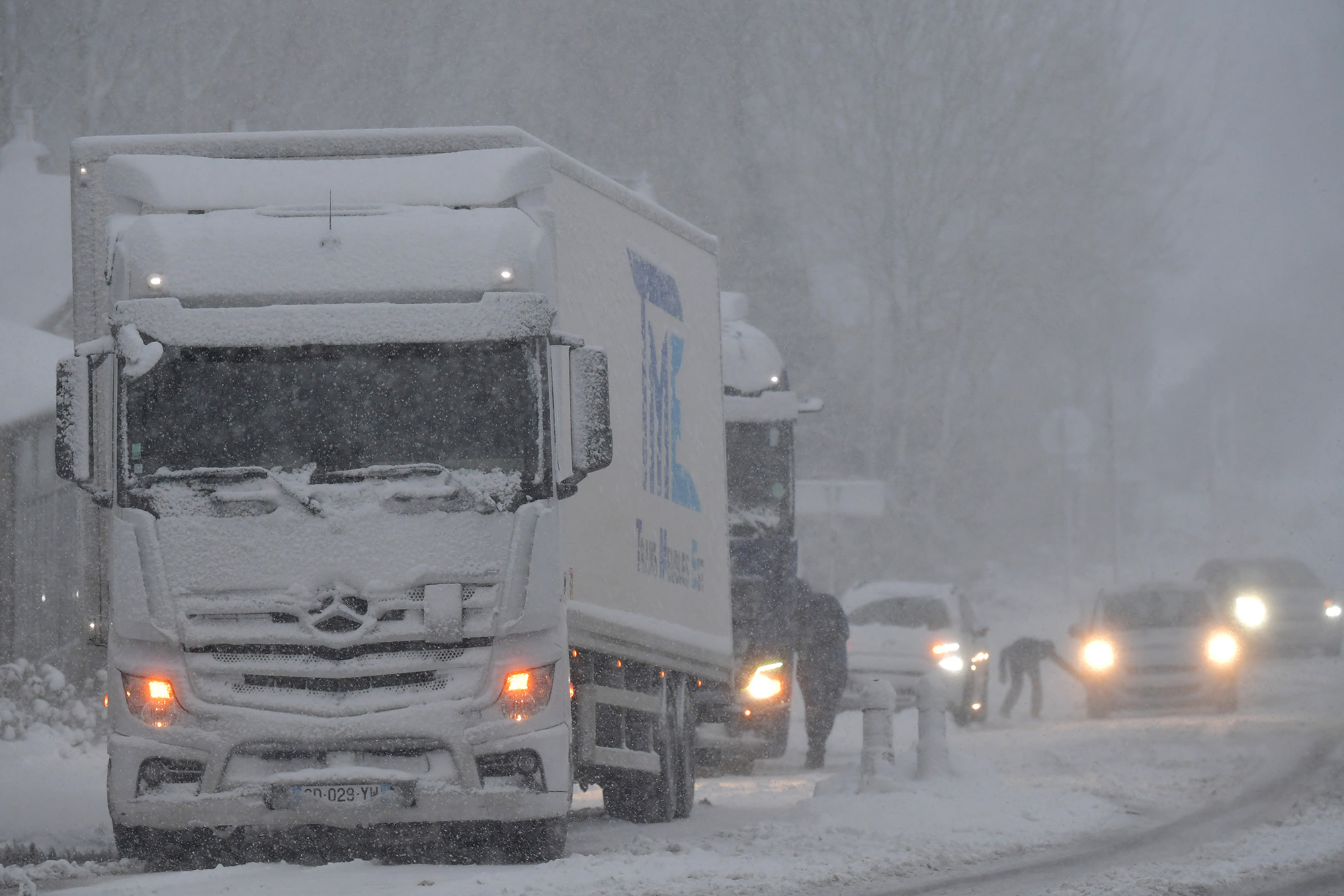 Schneechaos in Frankreich