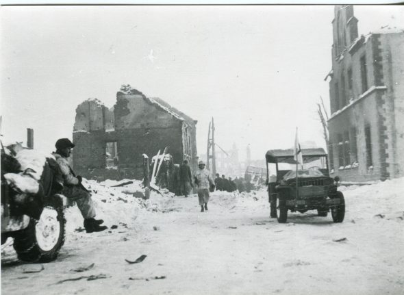 Zerstörungen nach der Ardennenoffensive