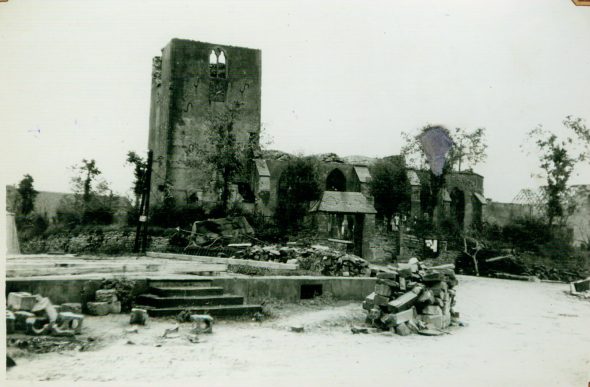 Zerstörte Kirche von Büllingen