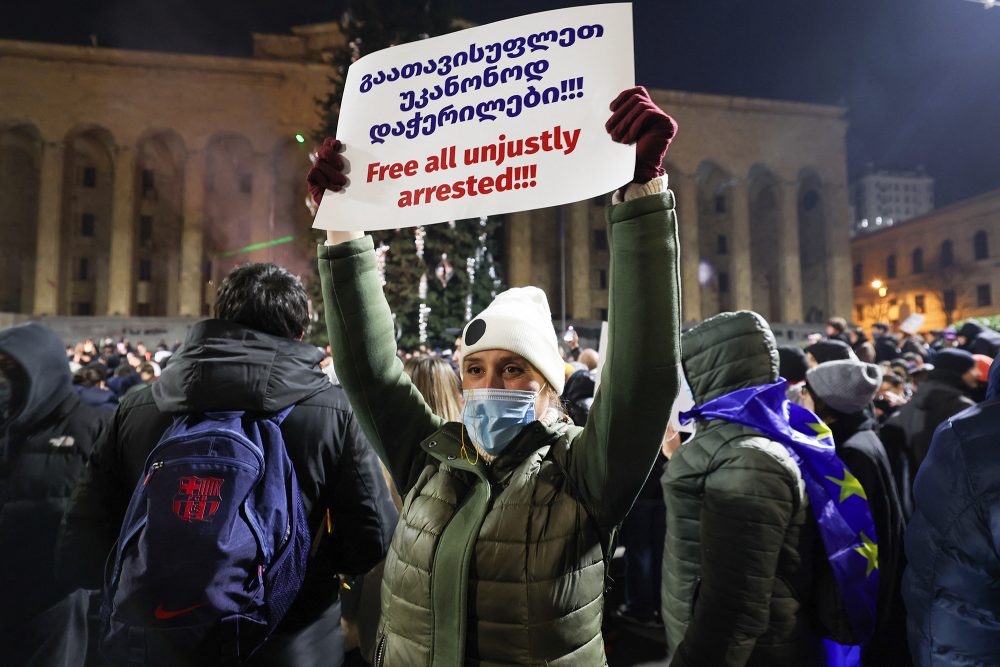 Protestiererin in Tiflis