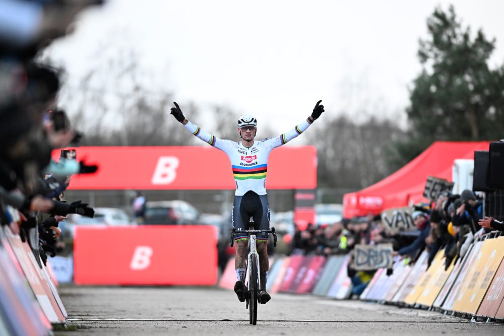 Mathieu Van der Poel gewinnt in Mol