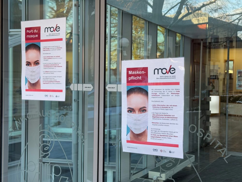 Maskenpflicht im Krankenhaus Eupen (Bild: Lena Orban/BRF)