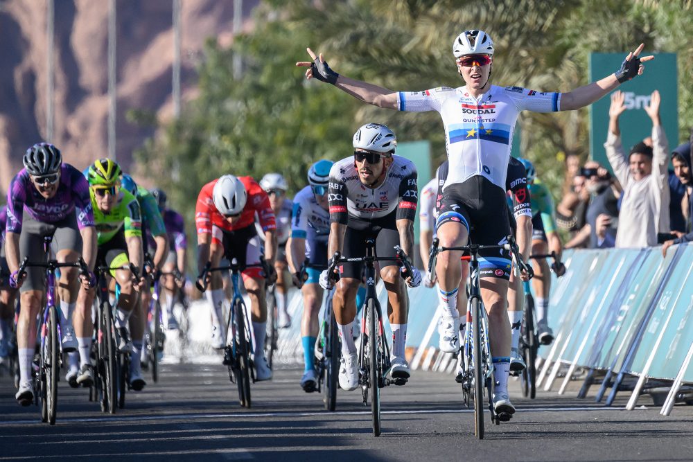 Tim Merlier gewinnt die erste Etappe der AlUla-Tour