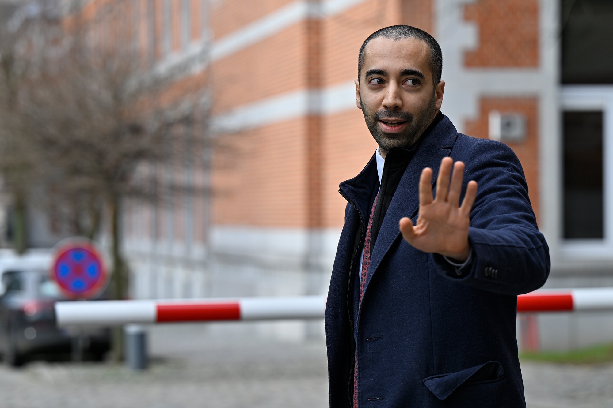 CD-V-gegen-Regierung-ohne-MR-in-der-Region-Br-ssel