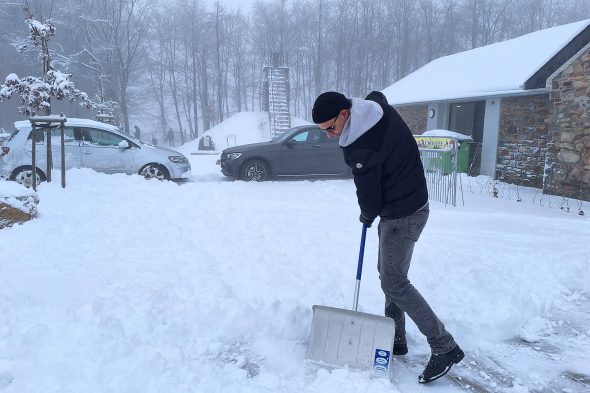 Schnee am Signal de Botrange