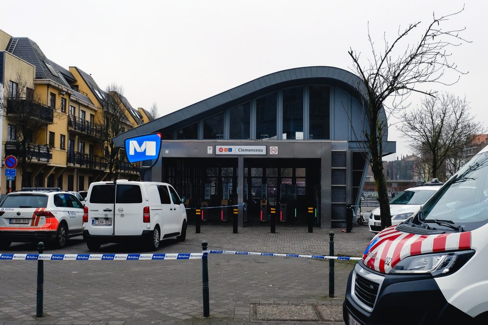 Die Metro-Station Clémenceau ist abgeriegelt