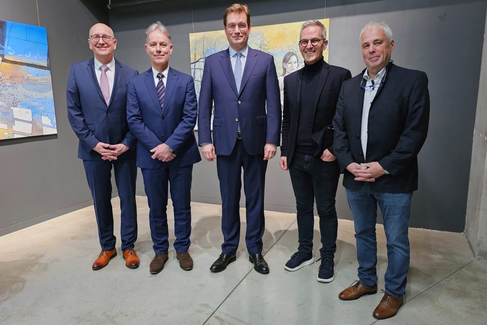 Volker Klinges (Geschäftsführer IHK/Aved), Marc Knauf (Präsident IHK), Gastredner Arno Büx, Bernd Hugo (Präsident Aved) und Bruno Radermacher (Vizepräsident Aved) beim Neujahrsempfang