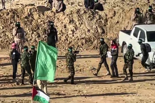 Geiselübergabe in Chan Junis an Vertreter des Roten Kreuzes am 1. Februar