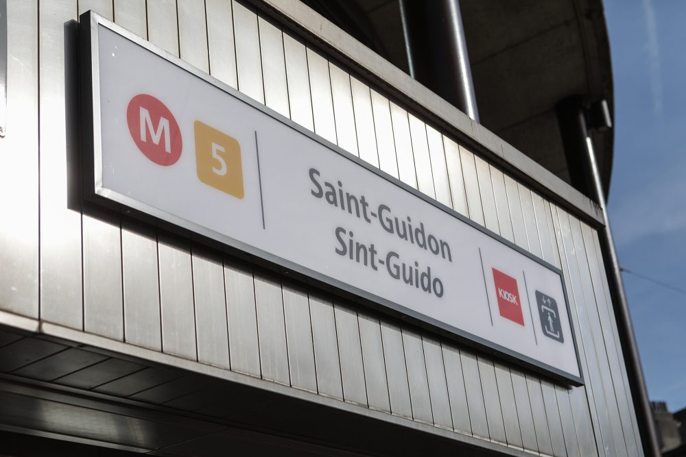 Metrostation Saint-Guidon in Brüssel