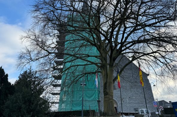 Walhorn: Bauarbeiten am Turm der St.-Stephanus-Kirche