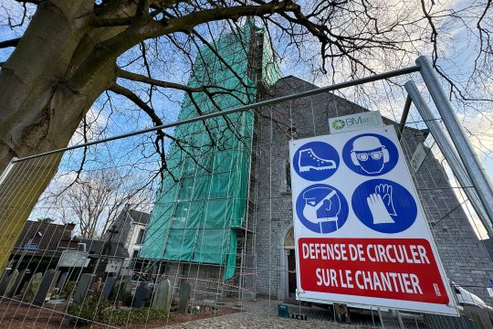 Walhorn: Bauarbeiten am Turm der St.-Stephanus-Kirche