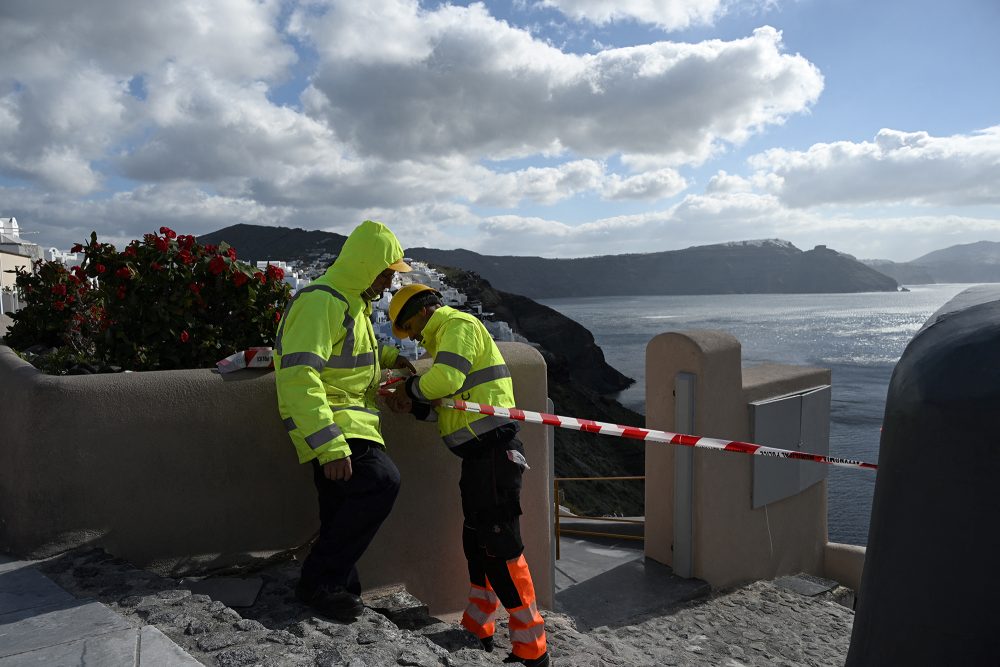 Teile der Insel Santorini werden aus Sicherheitsgründen gesperrt