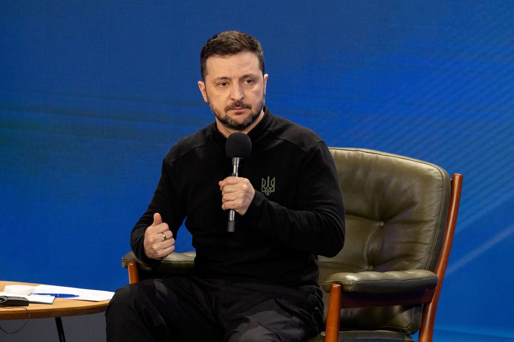 Der ukrainische Präsident Wolodymyr Selenskyj bei der Pressekonferenz am Sonntag