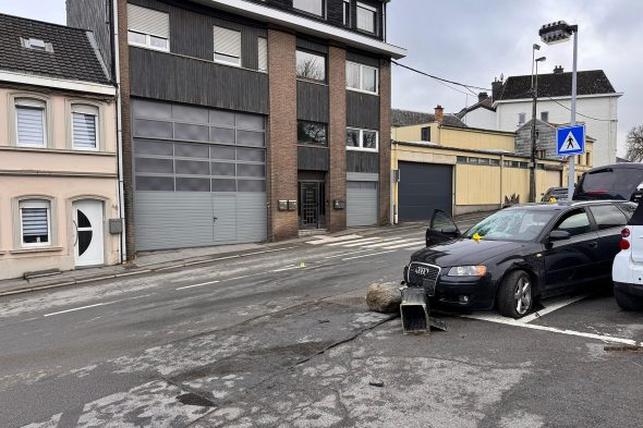 Der Unfall des zweiten Fluchtfahrzeugs geschah am Rotenberg in Eupen