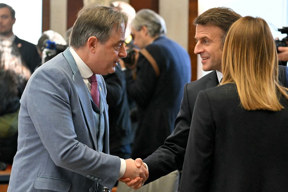 Bart De Wever und Emmanuel Macron beim EU-Gipfel in Brüssel