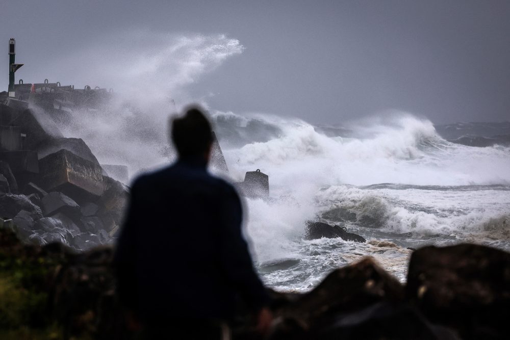 Sturm "Alfred" tobt vor Australiens Ostküste