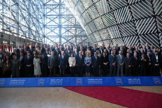 Gruppenfoto bei der Geberkonferenz für Syrien in Brüssel
