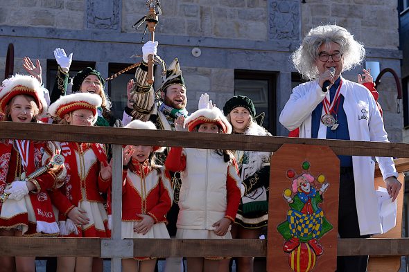 Rosenmontagszug in Büllingen