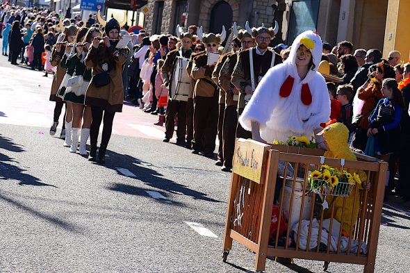 Rosenmontagszug in Büllingen