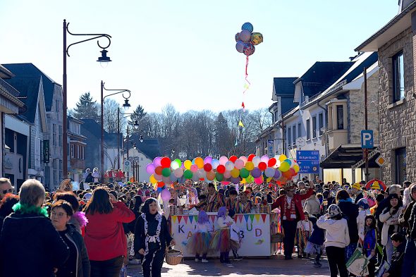 Rosenmontagszug in Büllingen