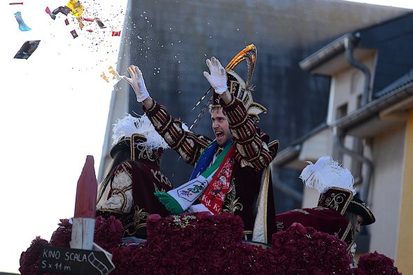 Rosenmontagszug in Büllingen