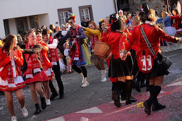 Rosenmontagszug in Büllingen