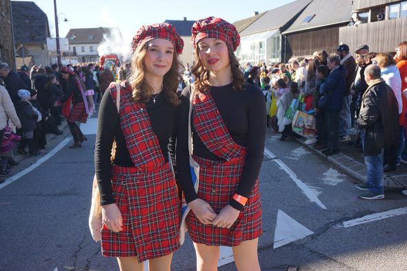 Rosenmontagszug in Bütgenbach