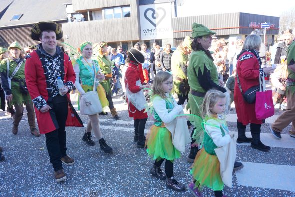 Rosenmontagszug in Bütgenbach