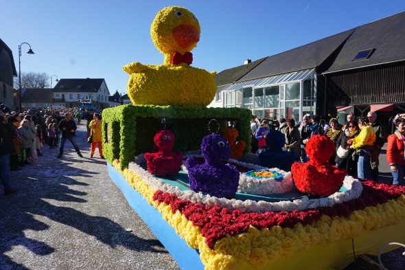 Rosenmontagszug in Bütgenbach