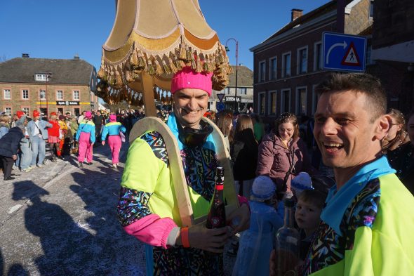 Rosenmontagszug in Bütgenbach