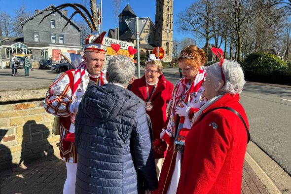 Rosenmontagszug in Bütgenbach