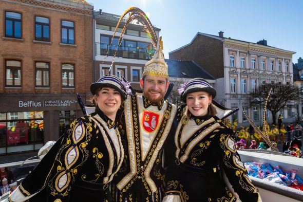 Rosenmontagszug in Eupen