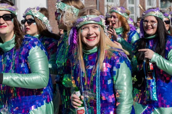 Rosenmontagszug in Eupen