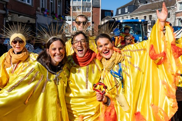 Rosenmontagszug in Eupen