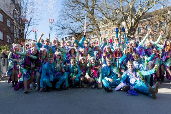 Rosenmontagszug in Eupen