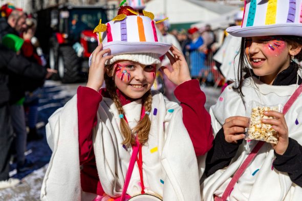 Rosenmontagszug in Eupen