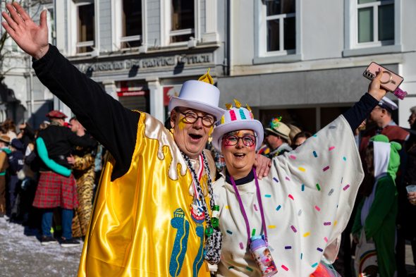 Rosenmontagszug in Eupen