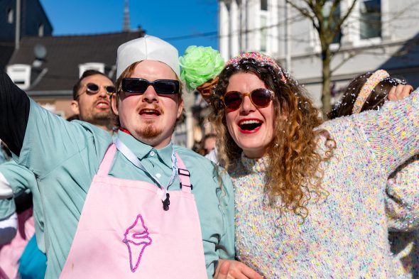 Rosenmontagszug in Eupen