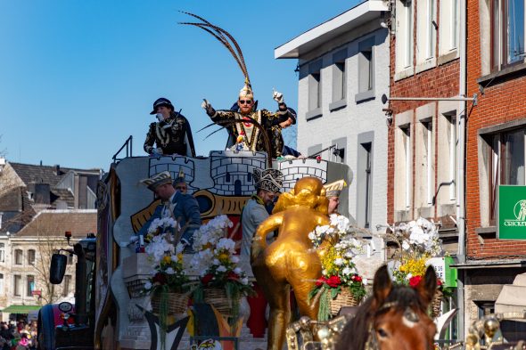 Rosenmontagszug in Eupen