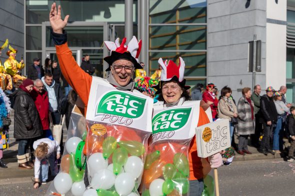 Rosenmontagszug in Eupen